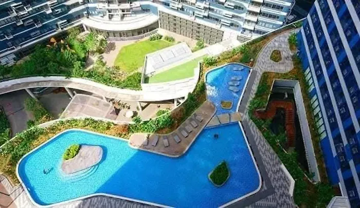 Scape Comforts Makati Apartment *